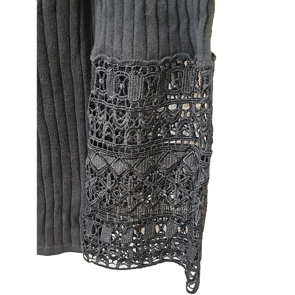TRIBAL JEANS Black Crochet Embellished Sleeves Pullover Sweater Size G/L - Picture 4 of 11